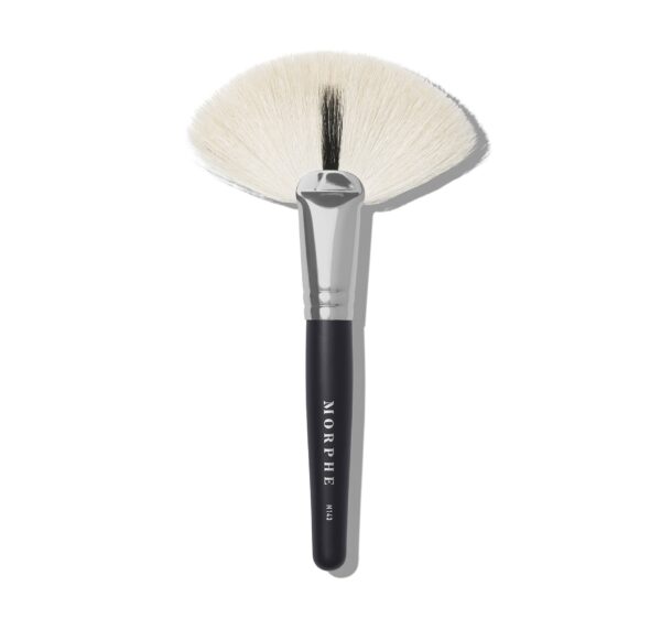 M143_Deluxe_Soft_Fan_Brush